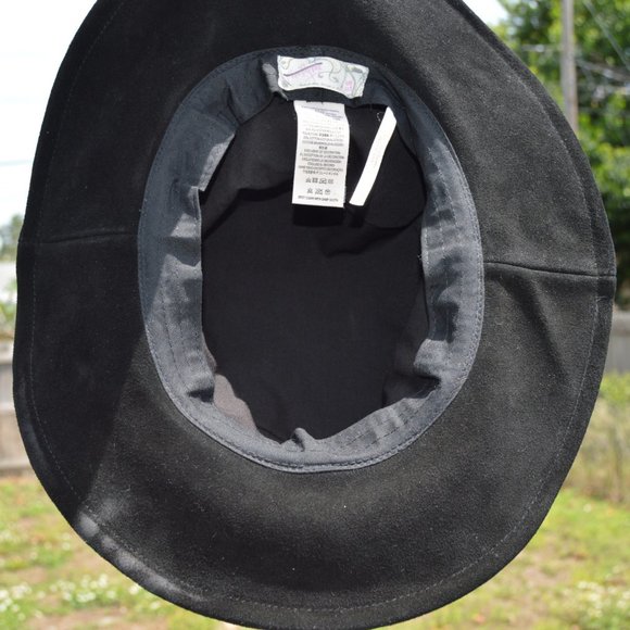 Free People Suede Floppy Bucket Hat - Picture 8 of 9